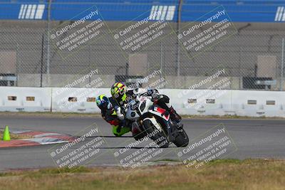 media/Nov-26-2022-Fastrack Riders (Sat) [[b001e85eef]]/Level 1/Session 3 Outside Turn 9/